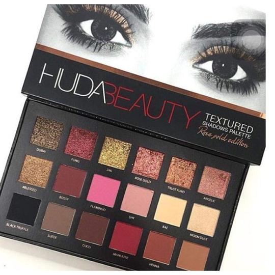 HUDA BEAUTY- Textured shadow palette rose gold edition