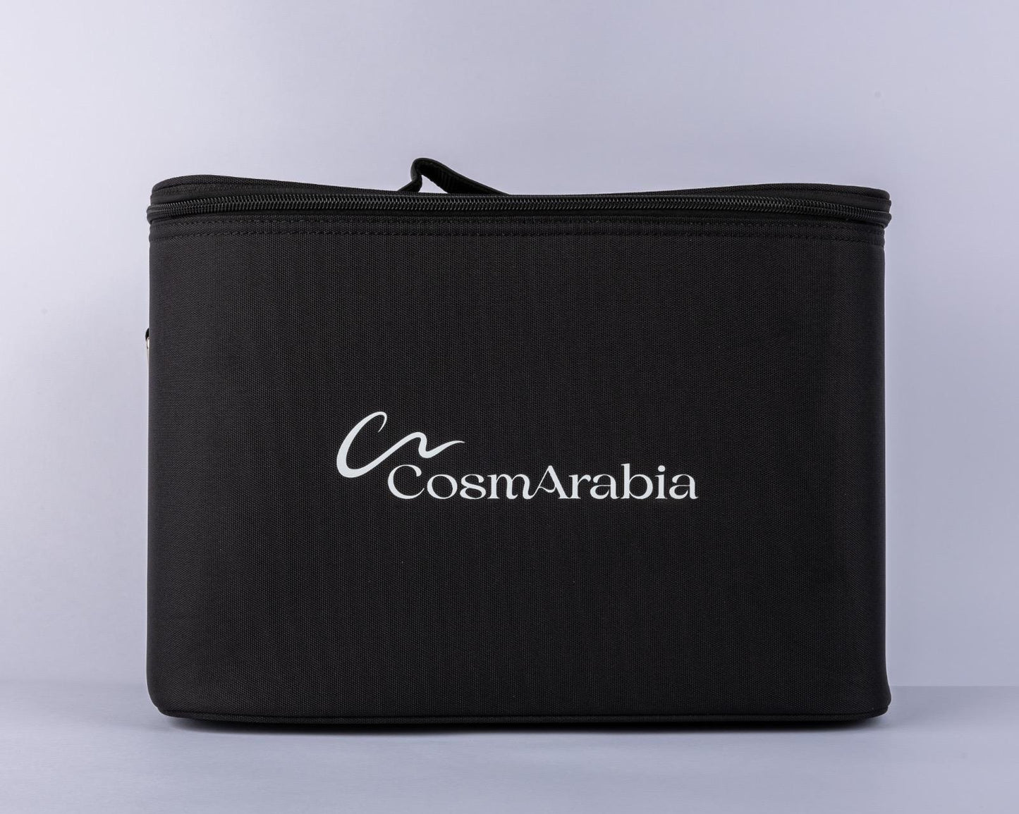 CosmArabia - Makeup artist and beauty bag